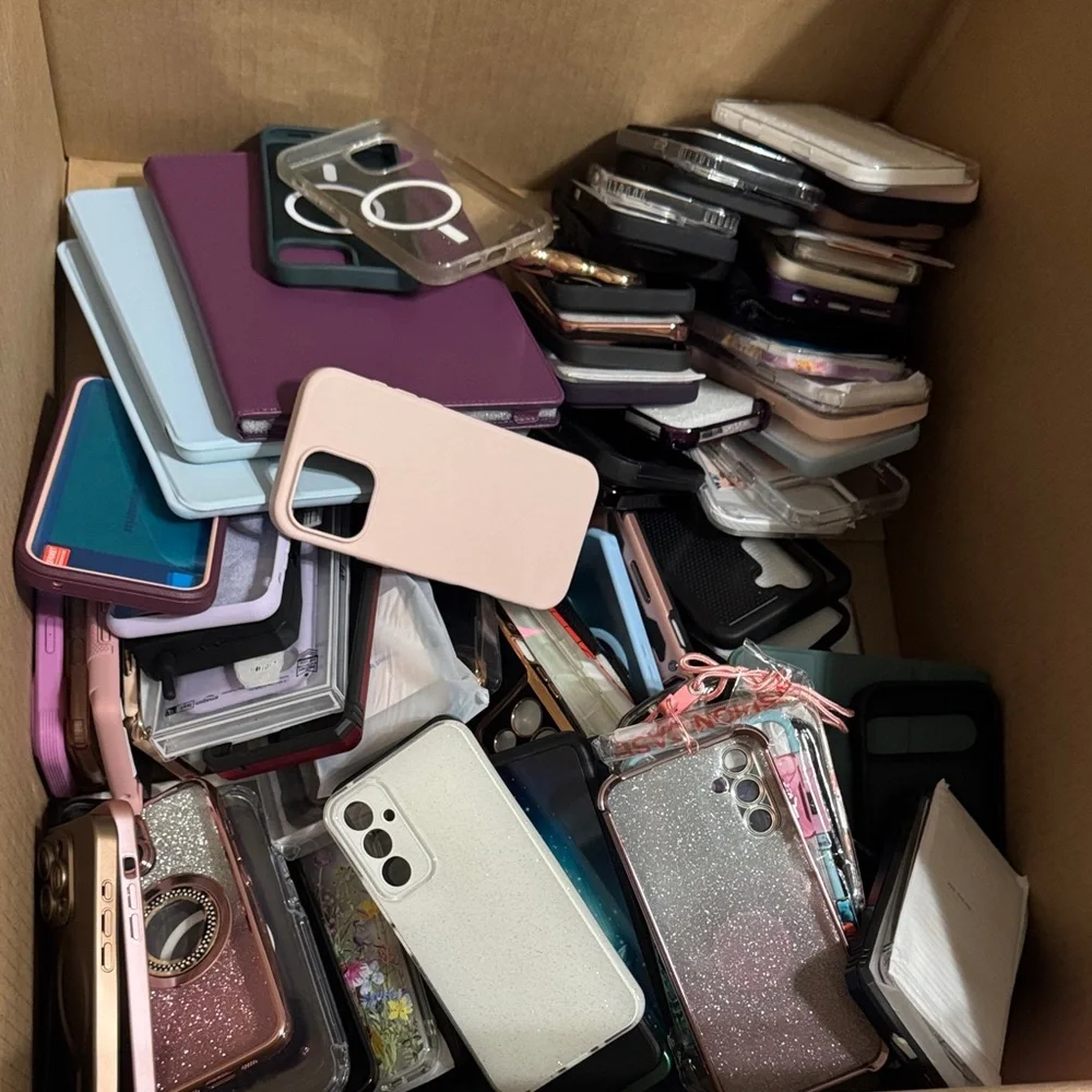 110 Phone cases for 4 a piece